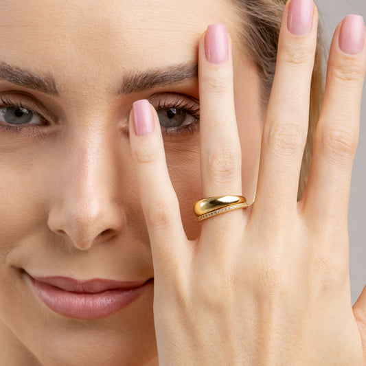 Anel Aparador de Aliança Cravejado em Zircônias Banhado a Ouro 18K