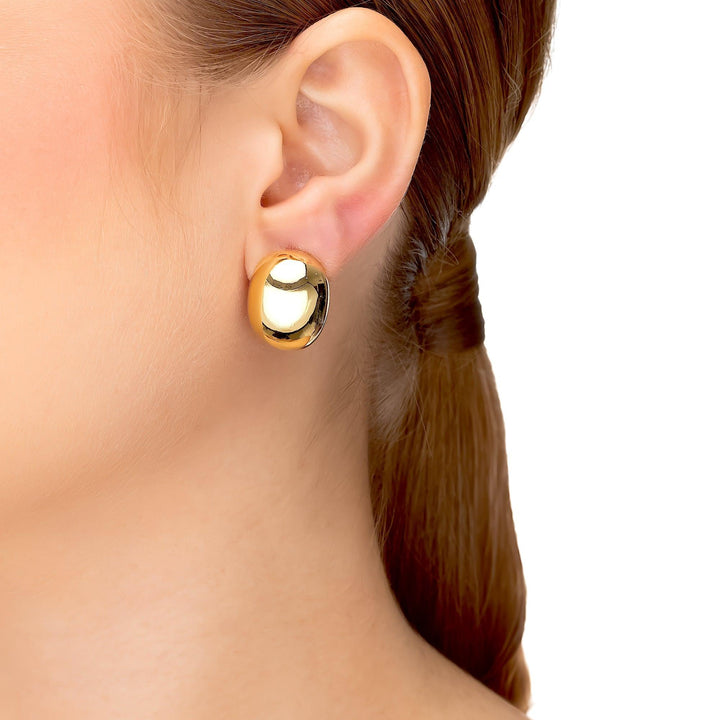 Brinco Oval Abaulado Liso Banhado a Ouro 18K - Liven Semijoias