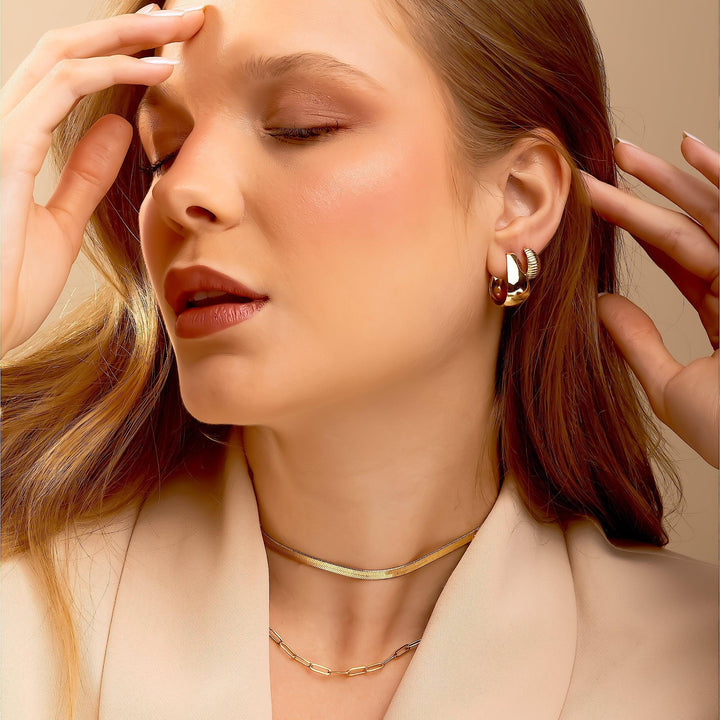 Brinco Argola Trabalhado Banhado a Ouro 18K - Liven Semijoias