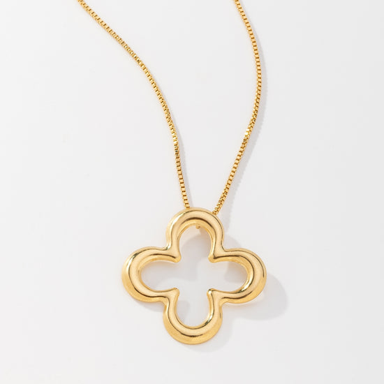 Conjunto Corrente Veneziana Com Pingente Trevo e Brinco Banhado a Ouro 18K