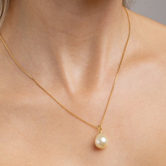 Colar Corrente Veneziana Pingente Gota Pérola 11,5mmx14mm Banhado a Ouro 18K