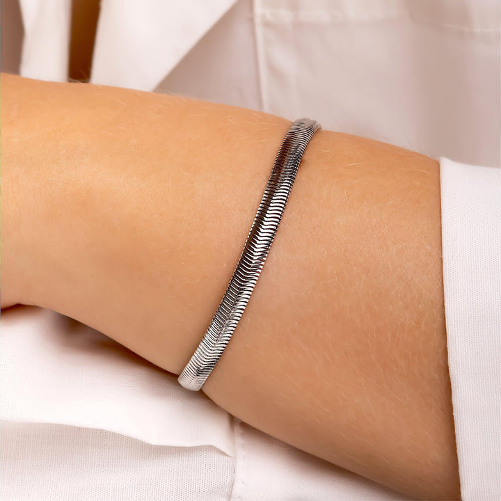Pulseira Malha Achatada Fina 5mm por 18cm Banhado a Ródio - Liven Semijoias